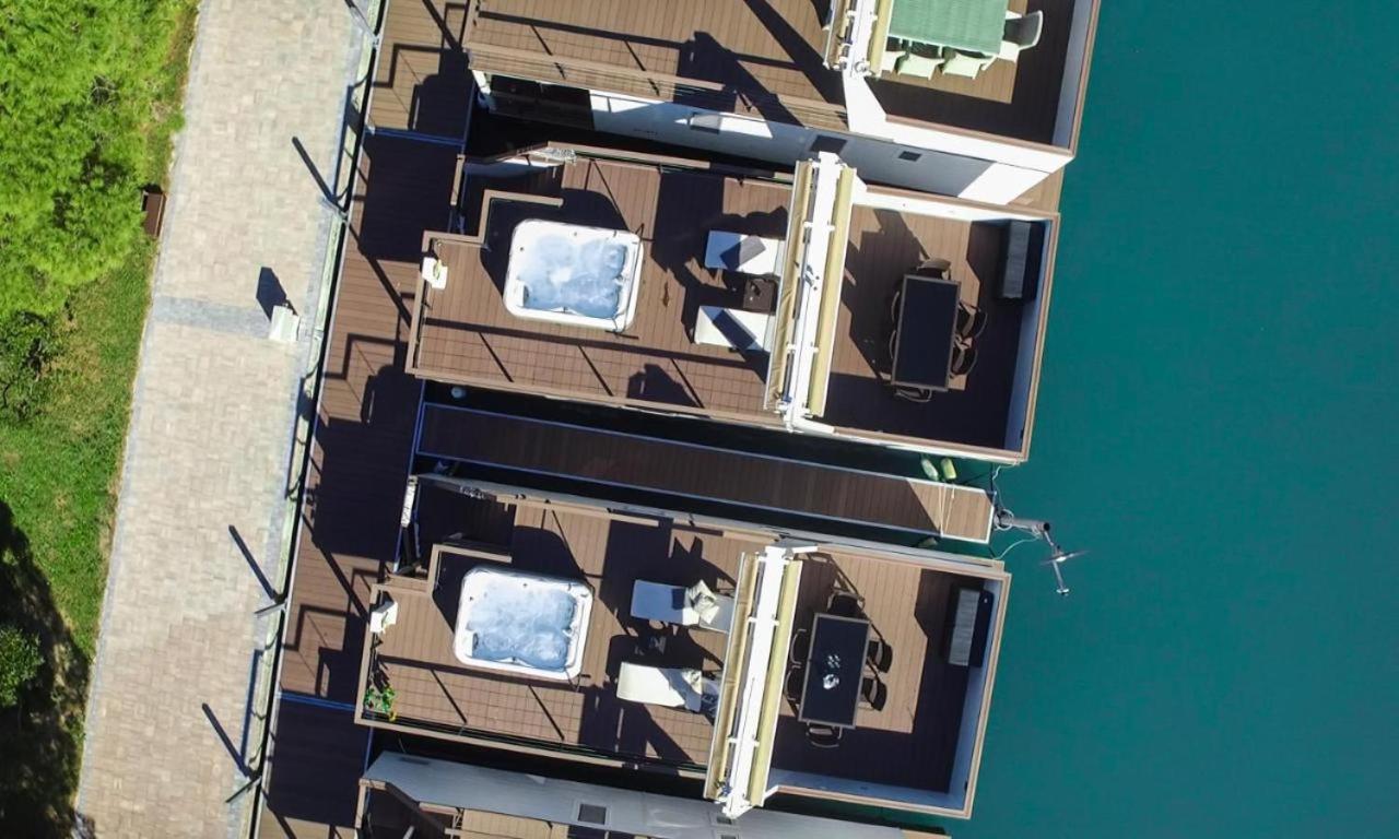 ポルトローシュ Floating Sea House Miramareヴィラ エクステリア 写真